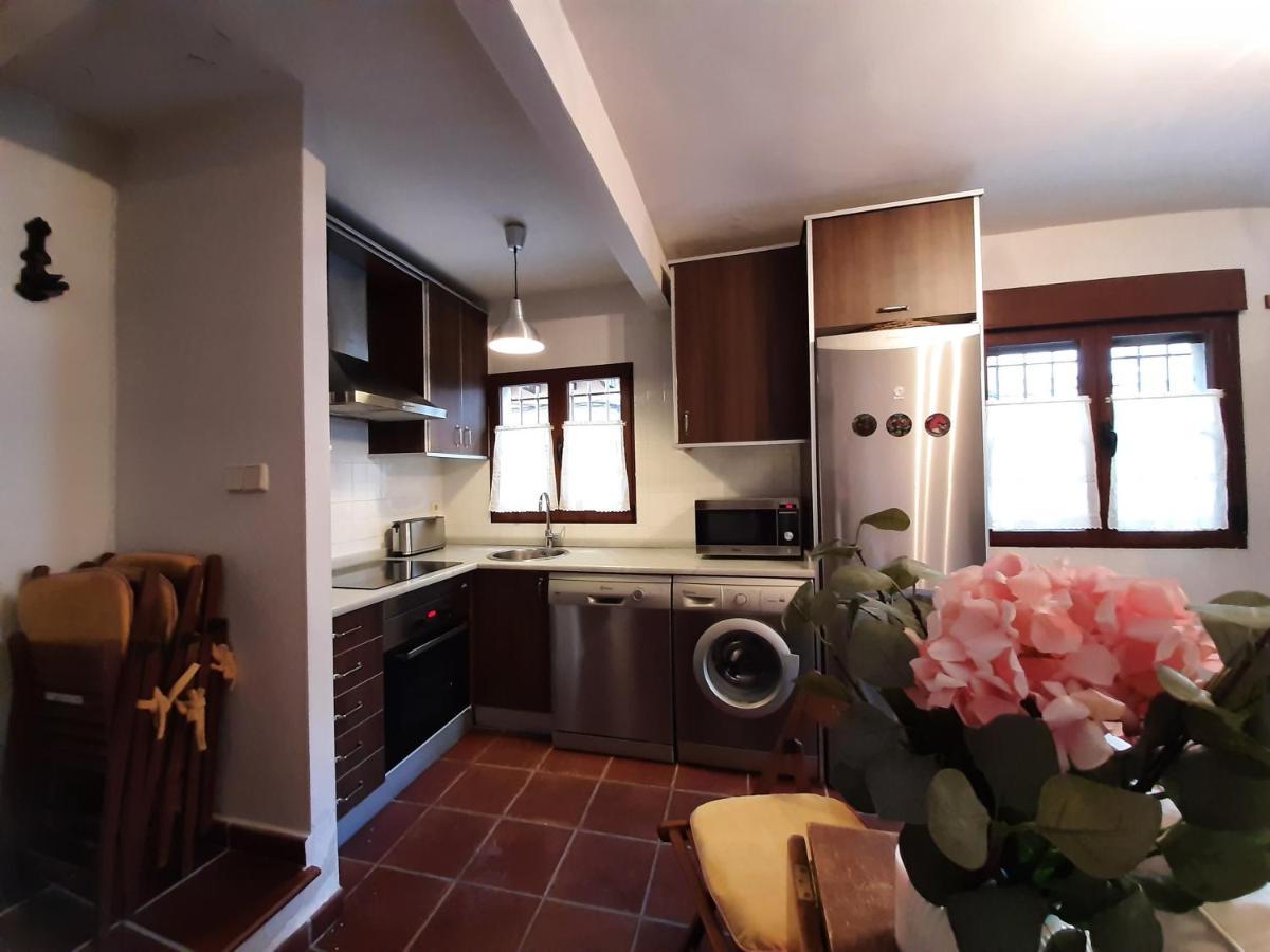 Willa Casa Con Patio Y Chimenea En Piedralaves Zewnętrze zdjęcie