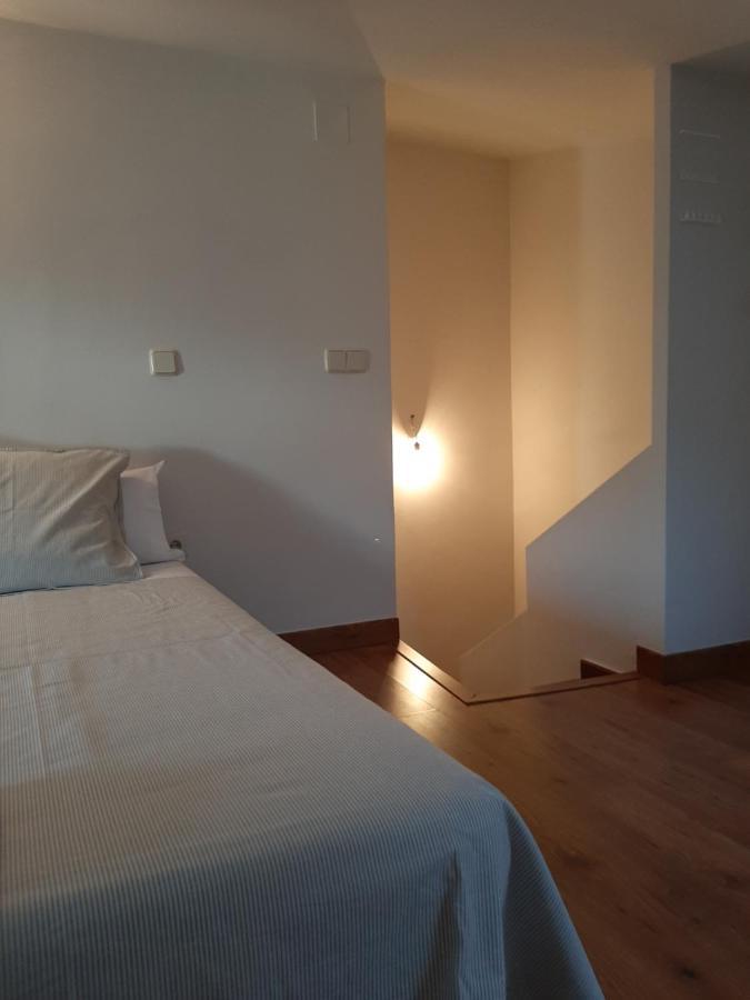 Willa Casa Con Patio Y Chimenea En Piedralaves Zewnętrze zdjęcie