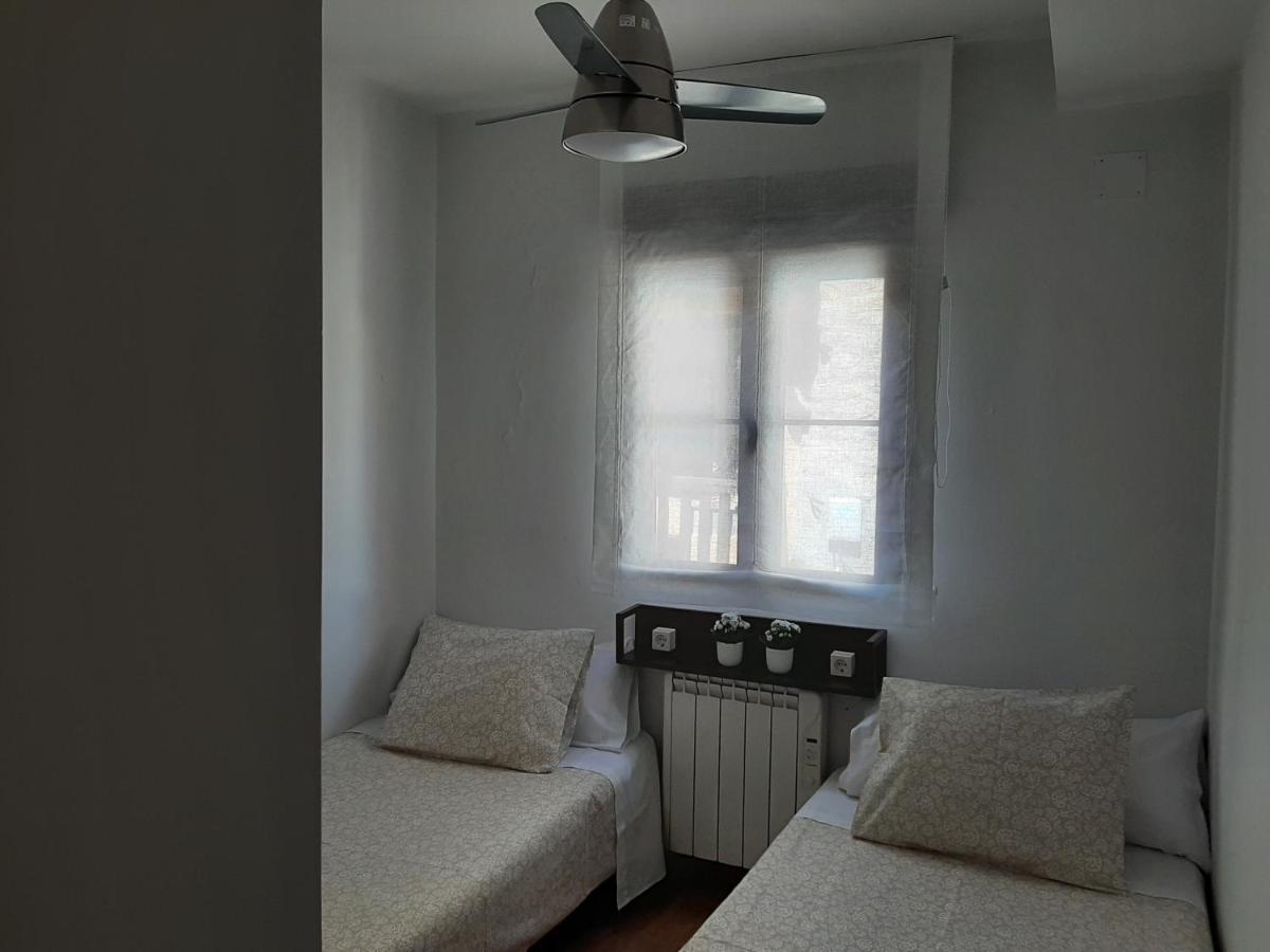 Willa Casa Con Patio Y Chimenea En Piedralaves Zewnętrze zdjęcie